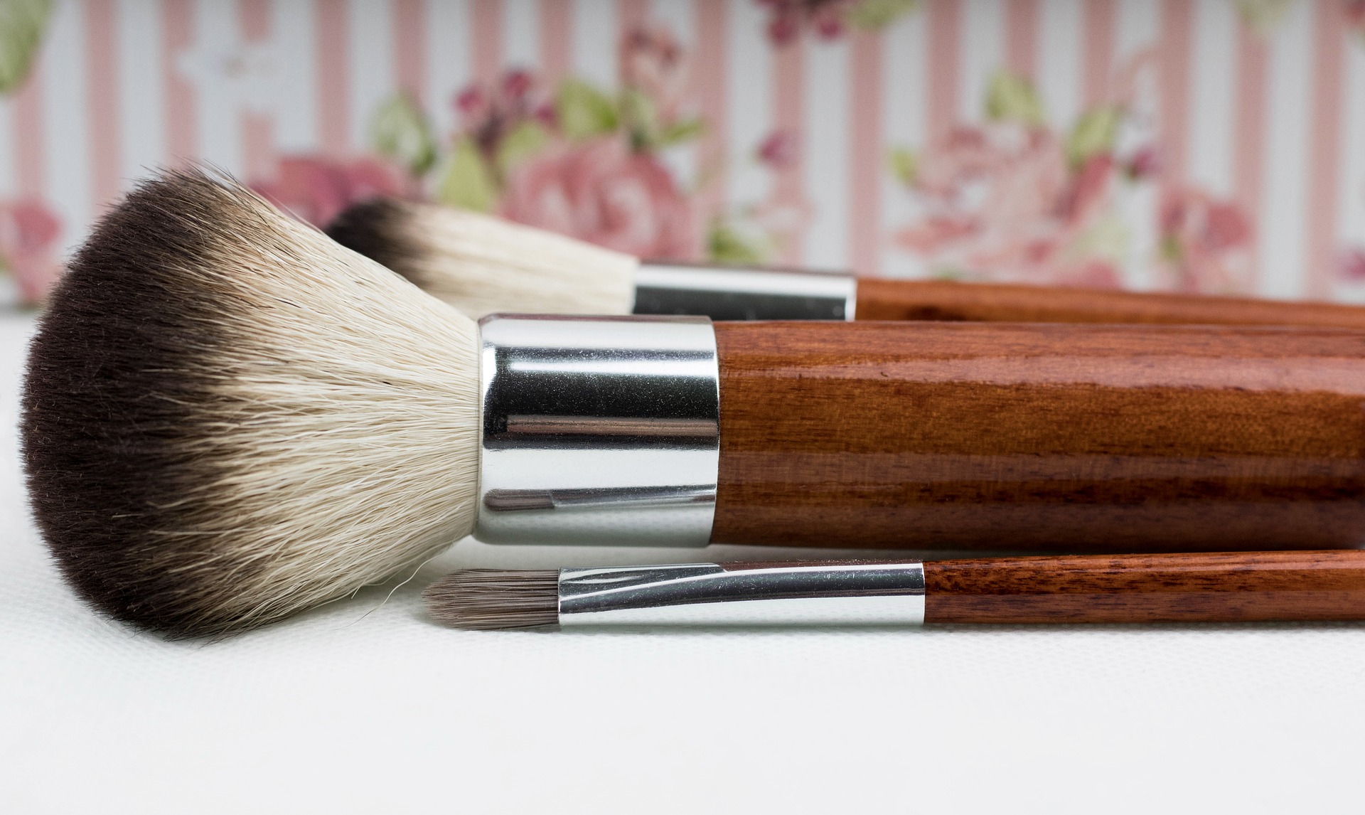 Shoppers who already have a set of brushes may need to replace just one. But a full set makes a great holiday gift, doesn't it?